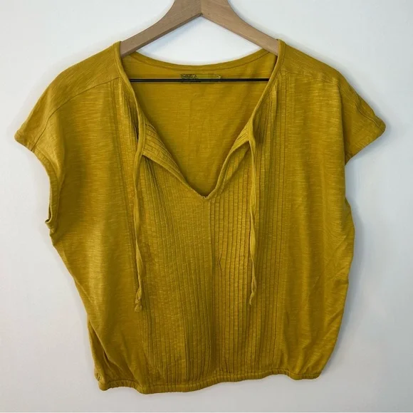 Prana Women's Ocupas Popover in Canella, Size M, Gold Top with Pleats, Boho - Picture 2 of 7